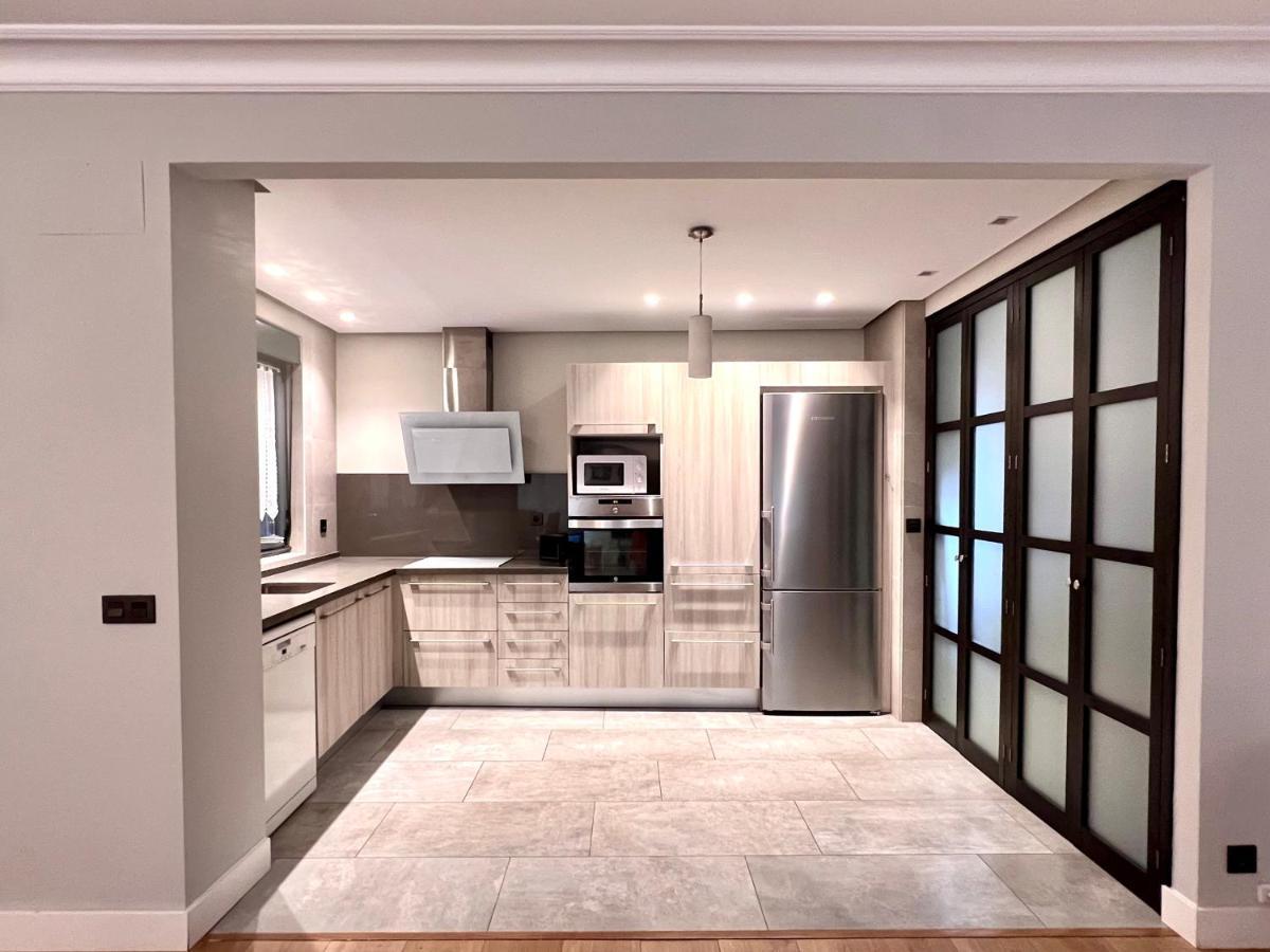 Housing Leon Gran Via Luxe Apartment Bagian luar foto