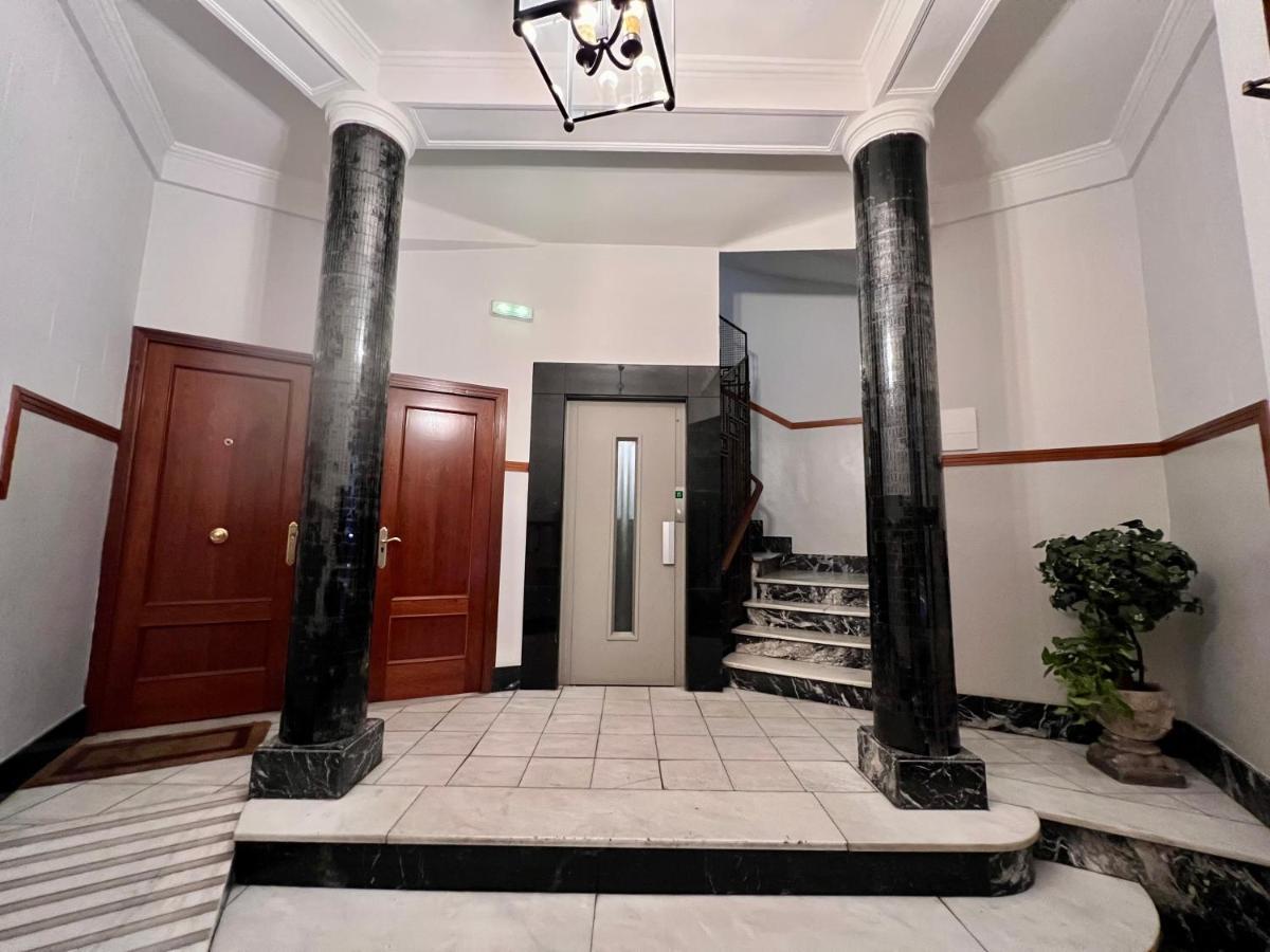 Housing Leon Gran Via Luxe Apartment Bagian luar foto